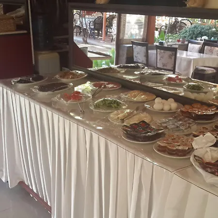 Bayindir Palme Hotel 2*